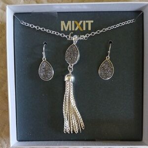 Mixit Silver Necklace with Intricate Teardrop Design